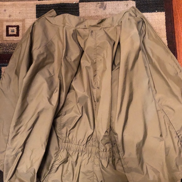 Nike Windbreaker Jacket - Picture 4 of 4